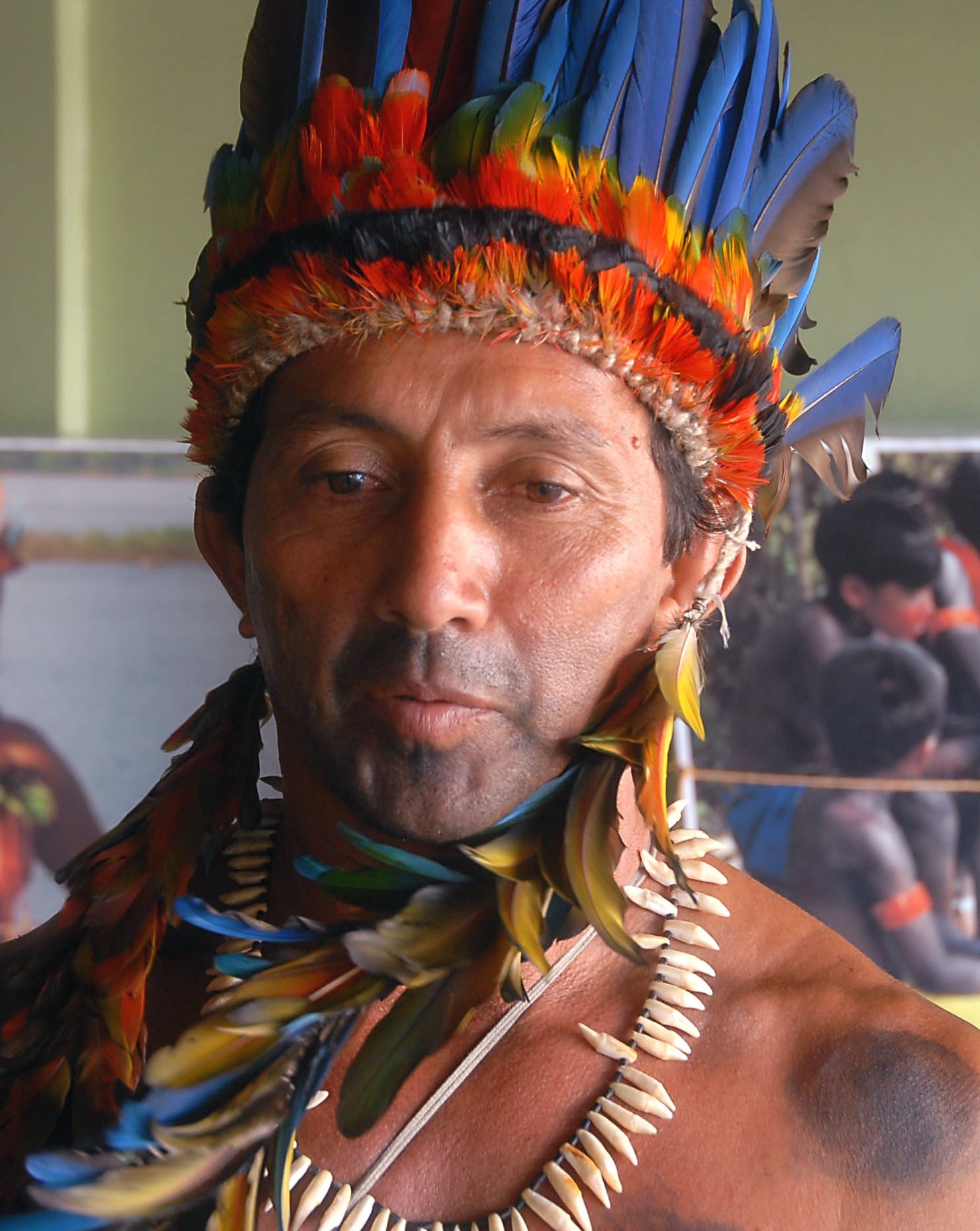 Imagem de referência de Tenharins, descrito nos dados abertos como grupo indígena da região do curso médio do rio Madeira, no sul do estado brasileiro do Amazonas