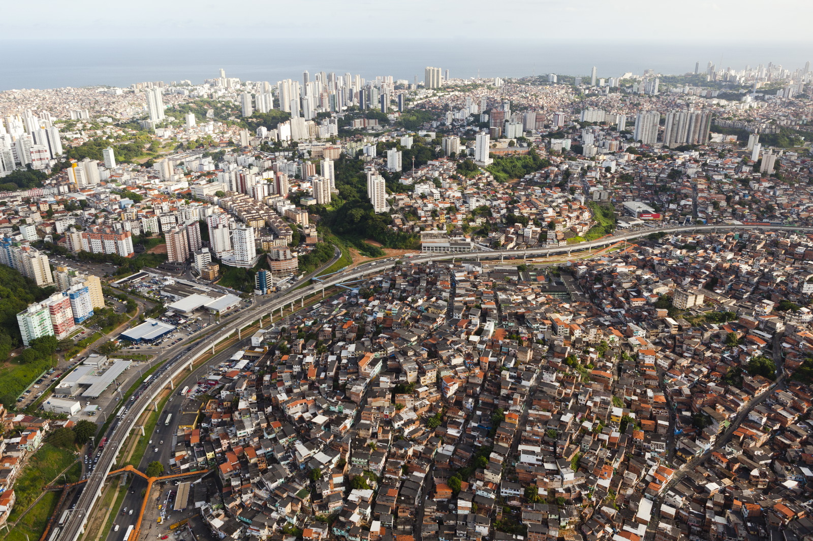 Imagem de referência de Metrô de Salvador, descrito nos dados abertos como transporte troncal de alta capacidade de Salvador, Brasil