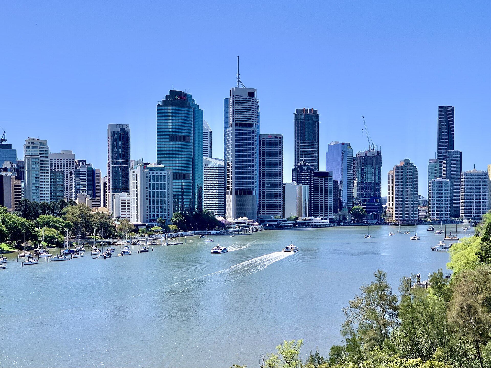 Imagem de referência relacionada a Brisbane, item descrito como capital do estado australiano de Queensland