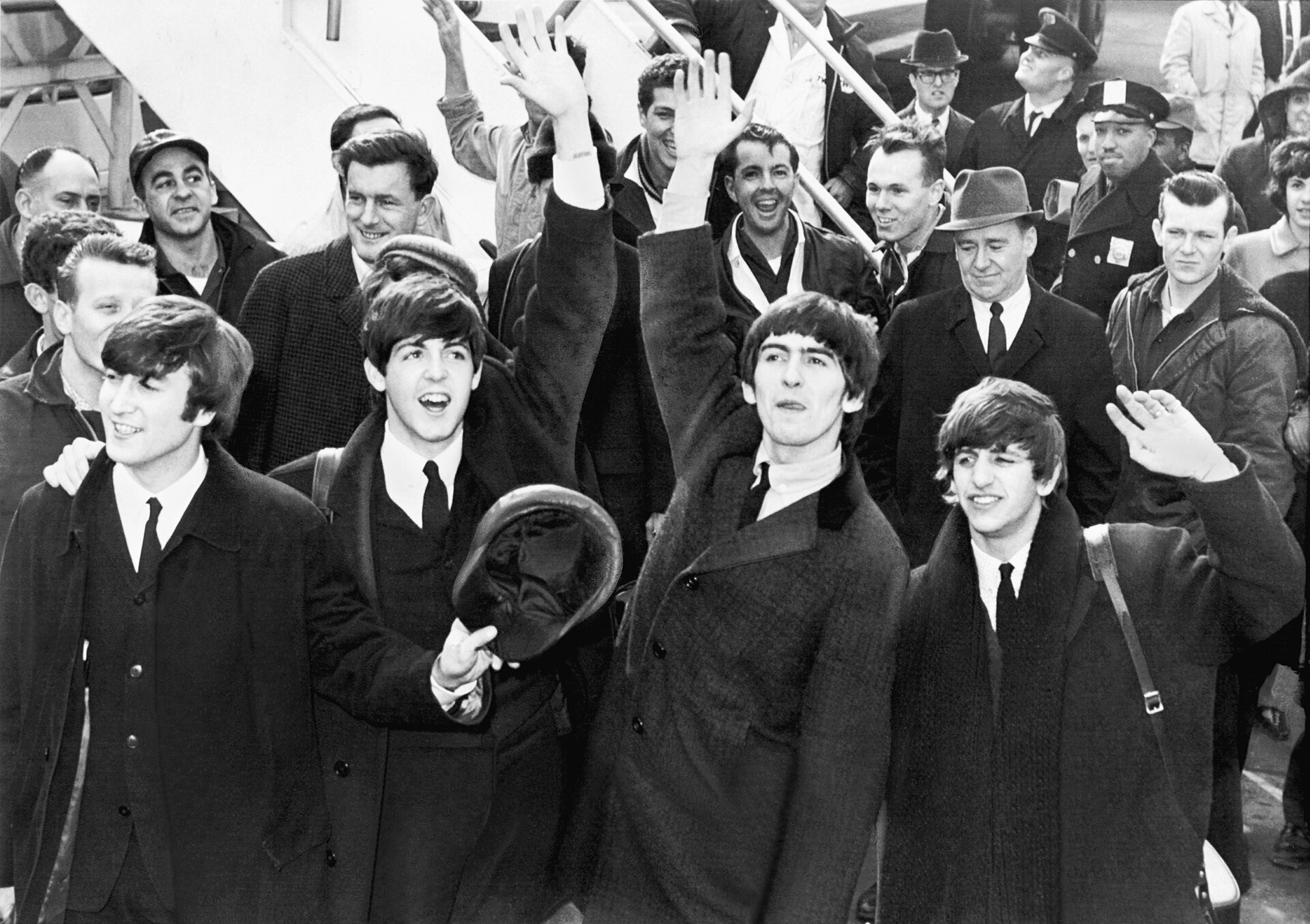 Imagem de referência de Paul McCartney, descrito nos dados abertos como cantor, compositor, empresário, produtor musical, cinematográfico e ativista britânico
