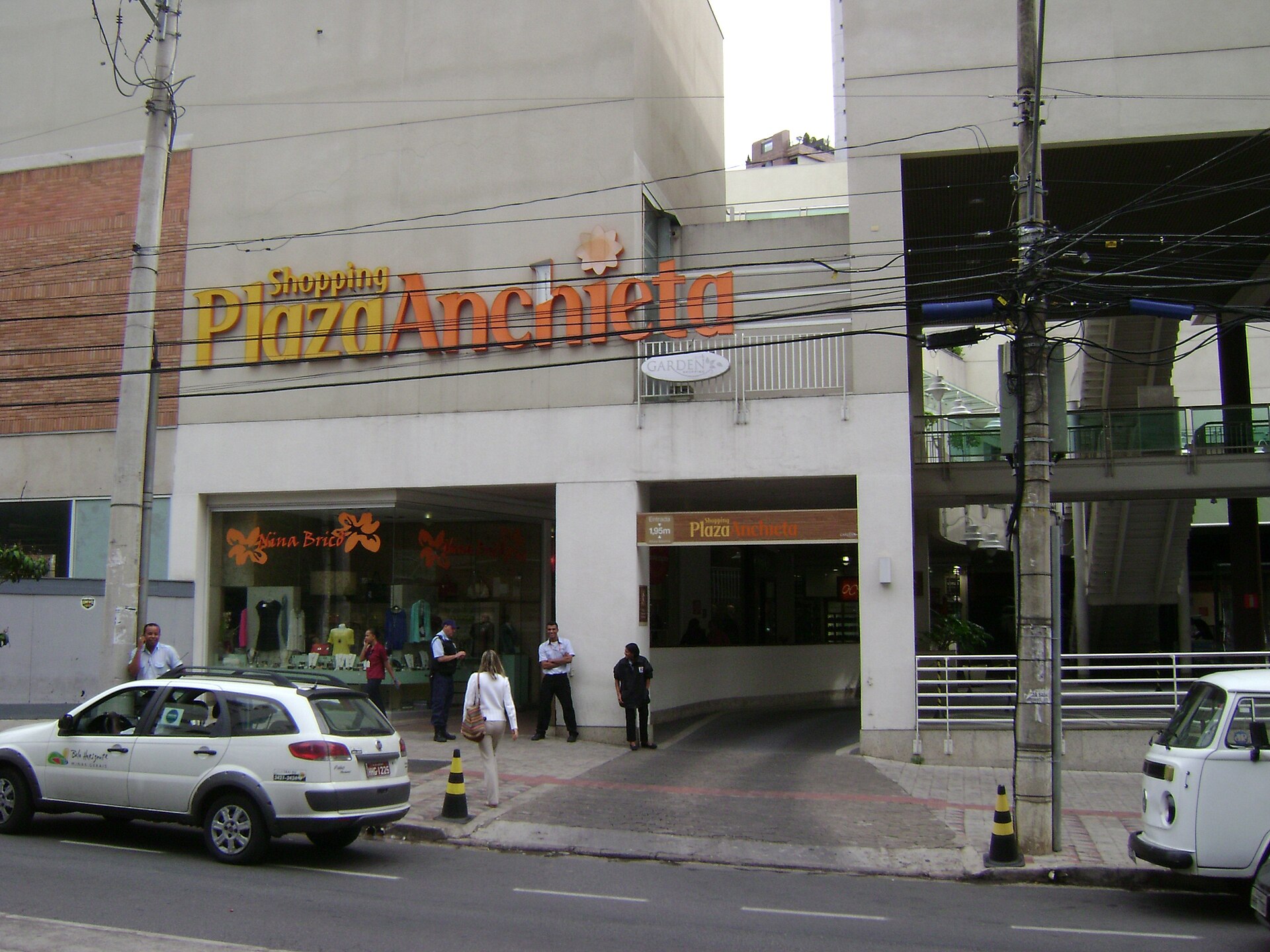 Imagem de referência de Anchieta Garden Shopping, descrito nos dados abertos como complexo de lojas no município brasileiro de Belo Horizonte