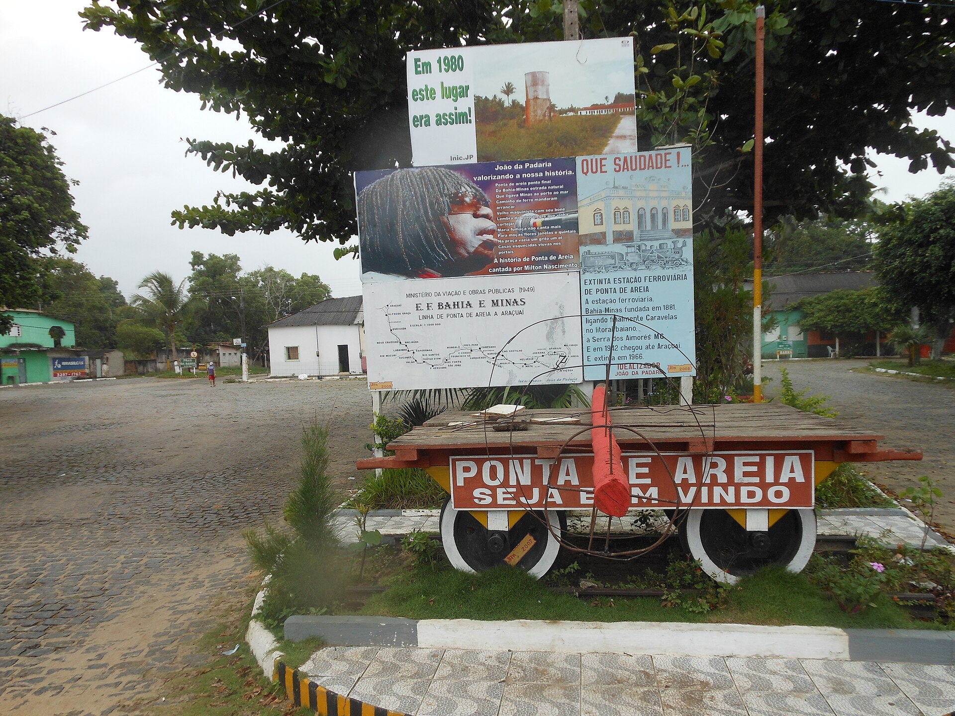 Imagem de referência de Estrada de Ferro Bahia e Minas, descrito nos dados abertos como extinta ferrovia brasileira que ligava o Vale do Jequitinhonha e o litoral sul da Bahia
