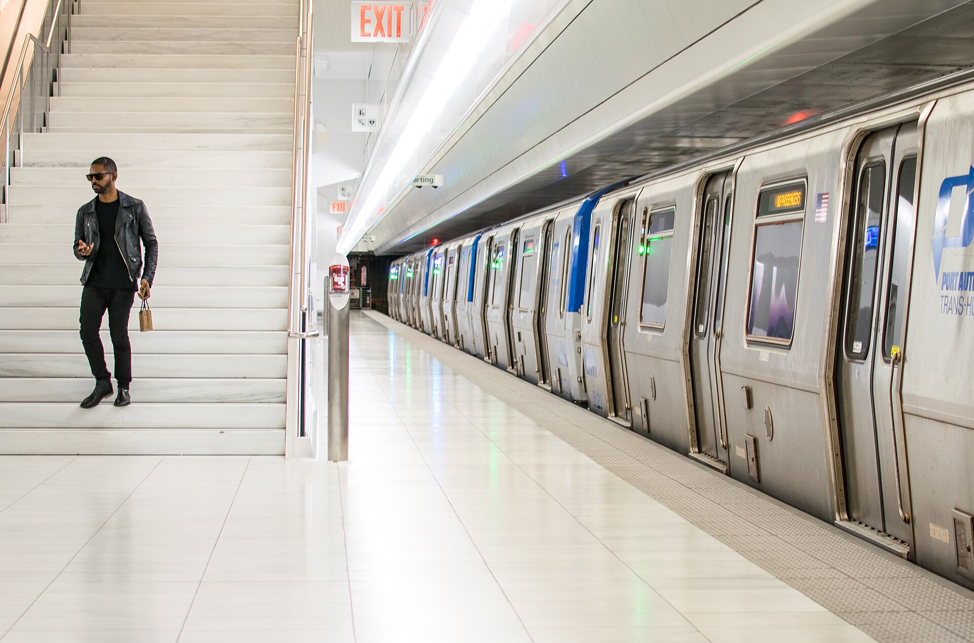 Imagem de referência de World Trade Center, descrito nos dados abertos como estação terminal da PATH