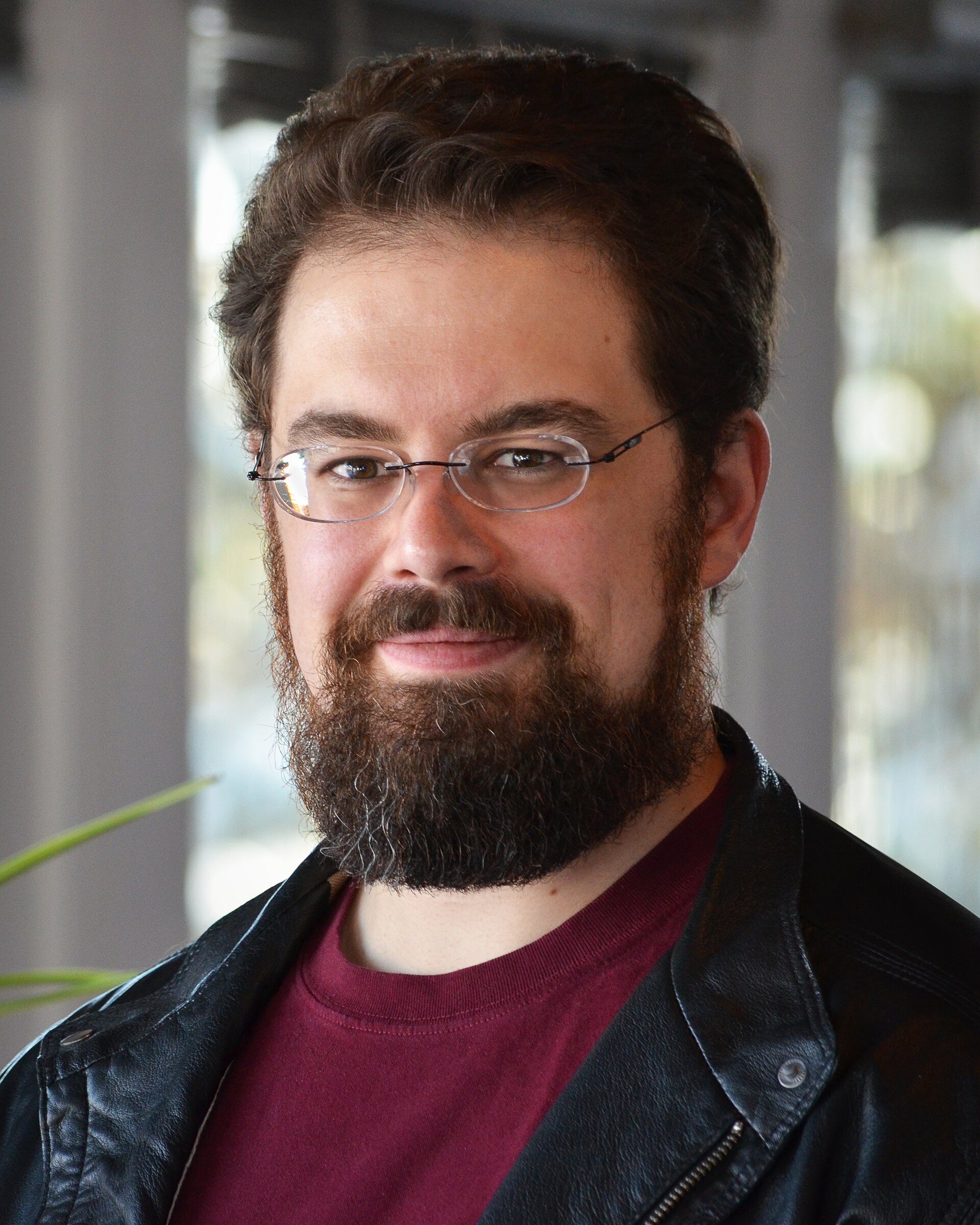 Imagem de referência de Christopher Paolini, descrito nos dados abertos como autor americano