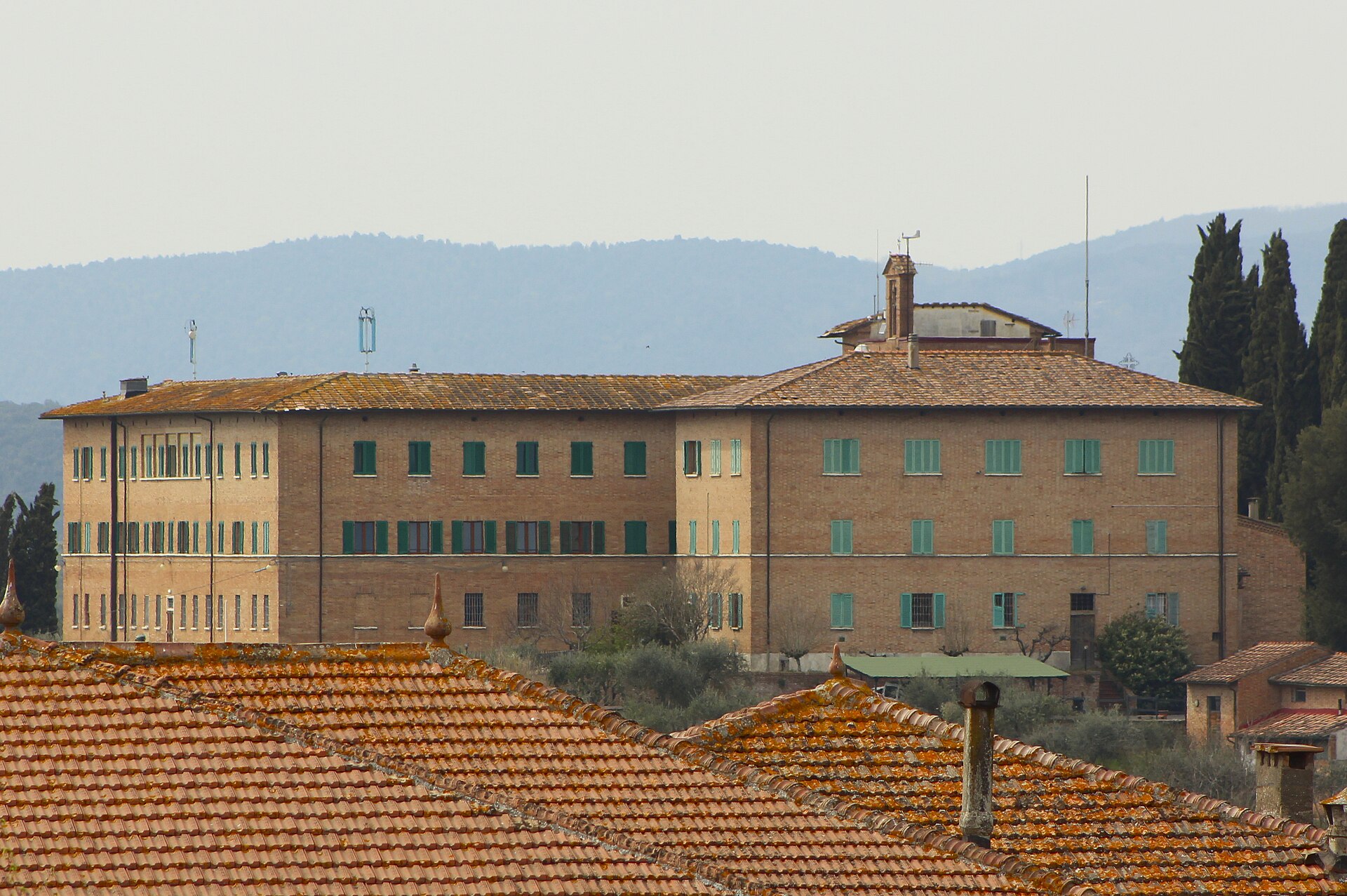 Imagem de referência relacionada a Convento Vecchio, item descrito como registro de referência sobre Convento Vecchio, organizado a partir de dados estruturados abertos