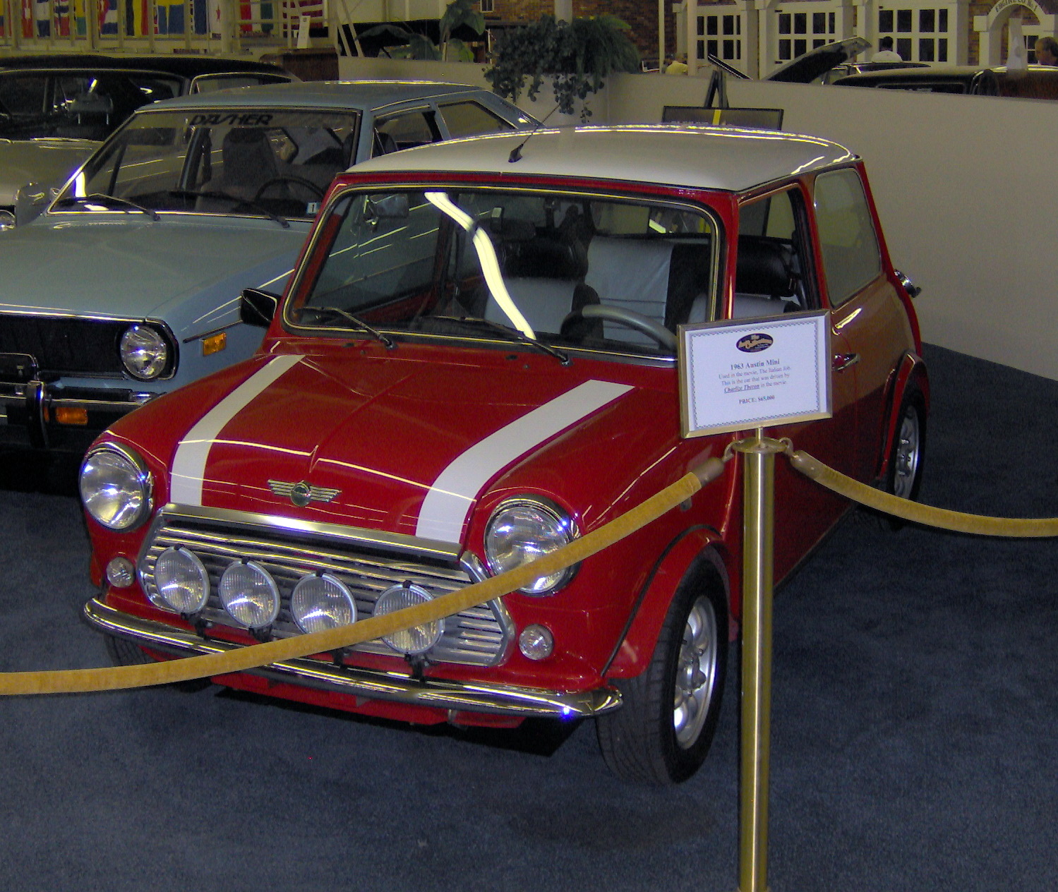 Imagem de referência de The Italian Job, descrito nos dados abertos como filme de 1969 dirigido por Peter Collinson