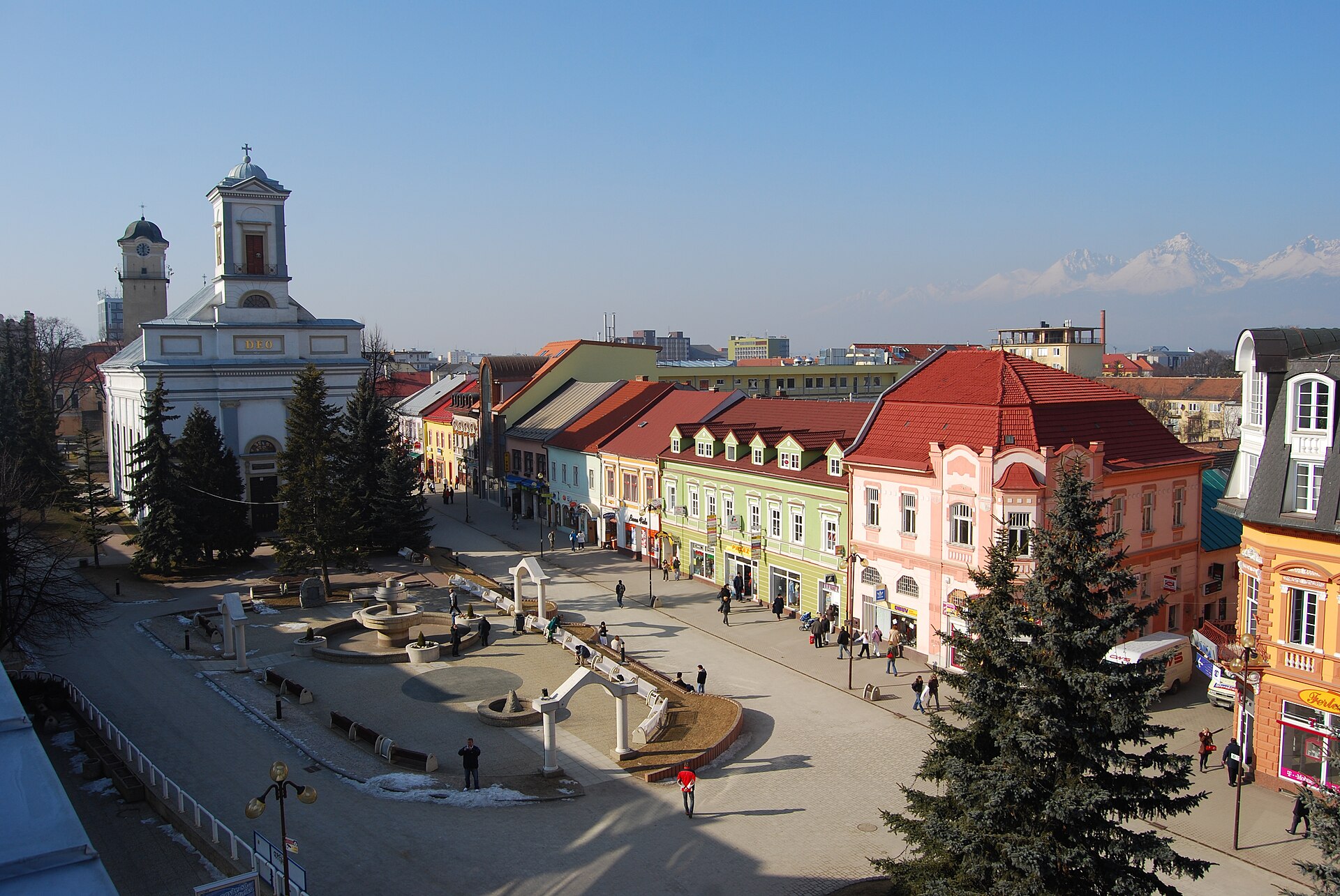 Imagem de referência relacionada a Poprad, item descrito como cidade da Eslováquia