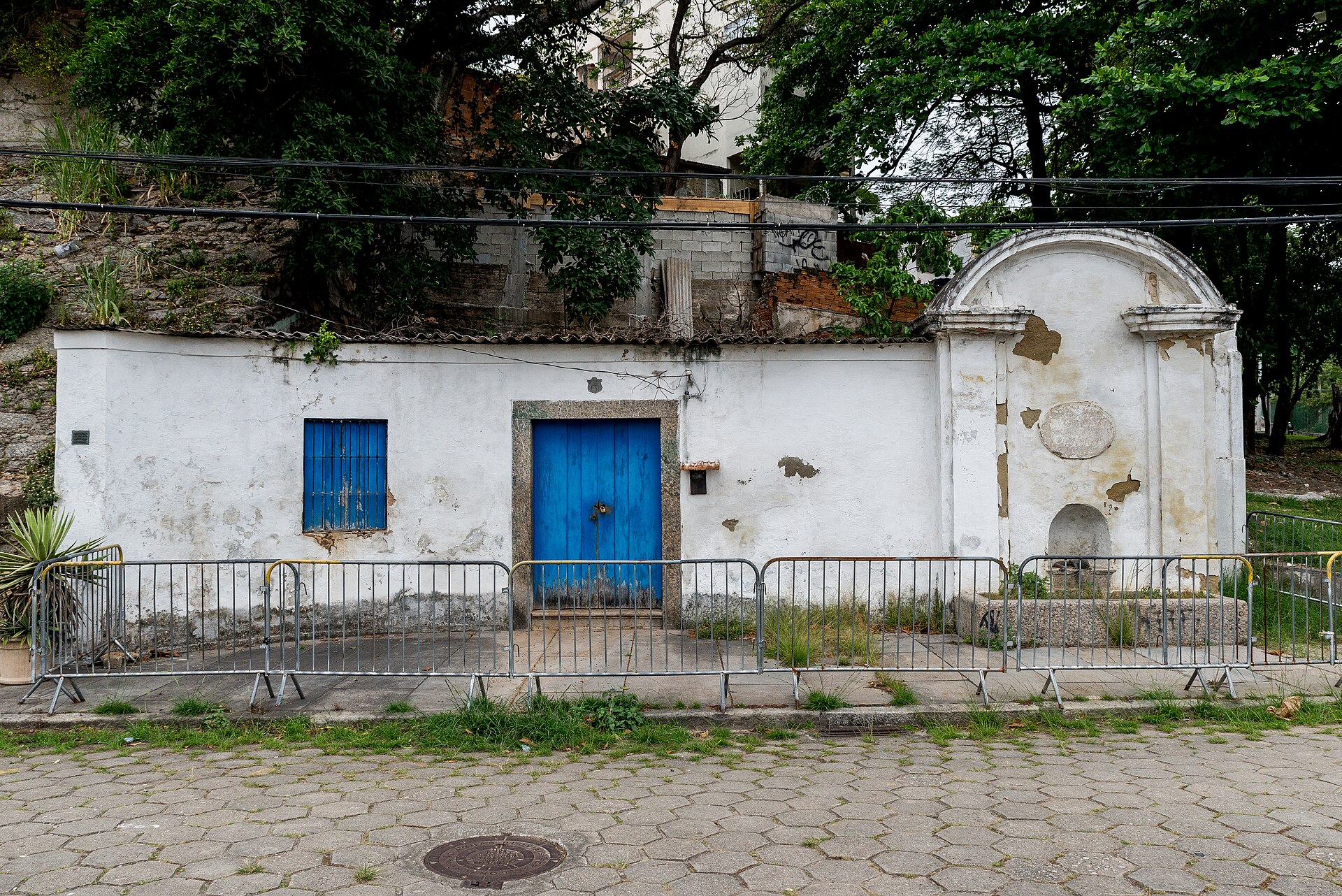 Imagem de referência de Chafariz do Lagarto, descrito nos dados abertos como monumento na cidade do Rio de Janeiro