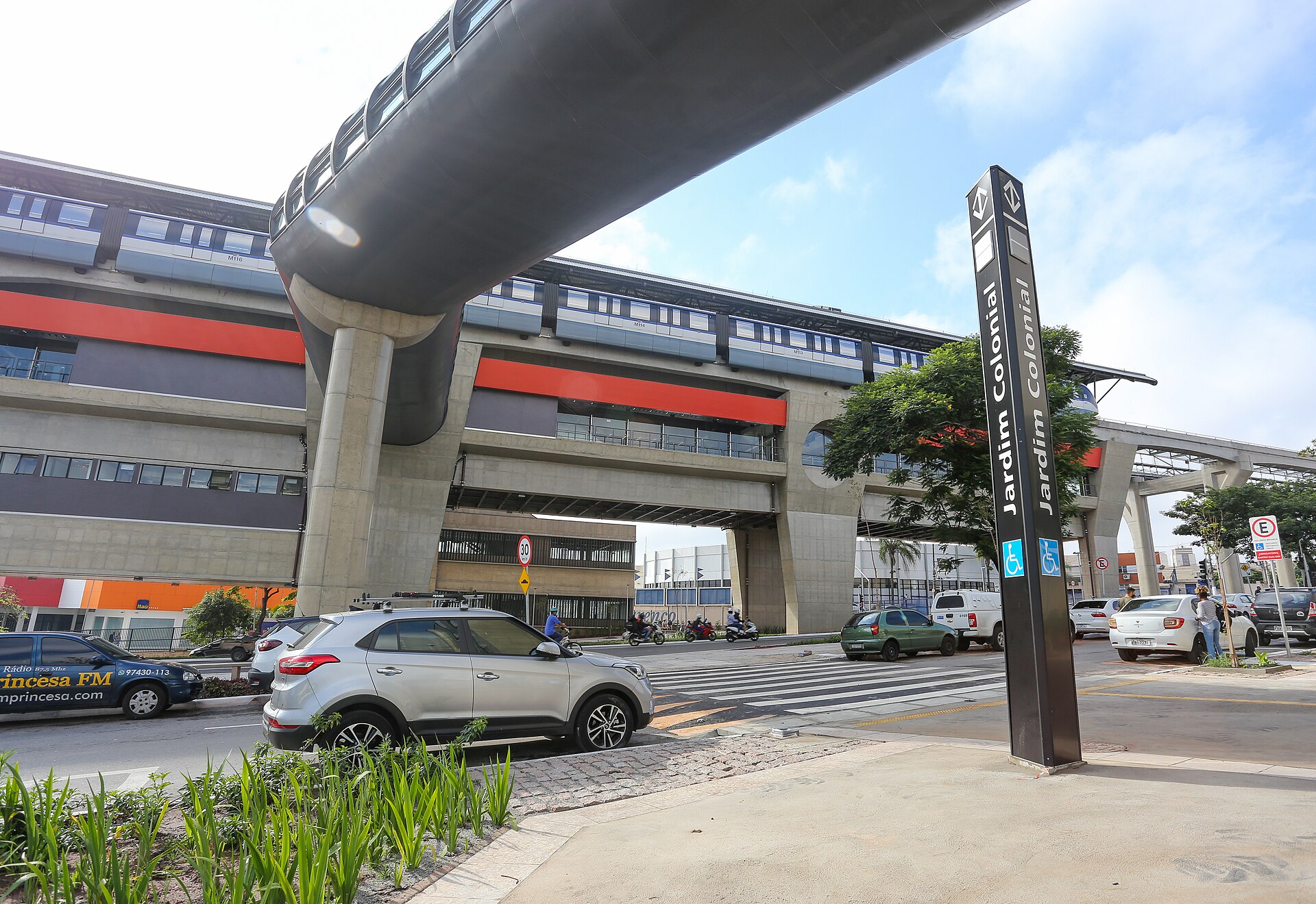 Imagem de referência de Estação Jardim Colonial, descrito nos dados abertos como estação de monotrilho da Linha 15 – Prata de São Paulo