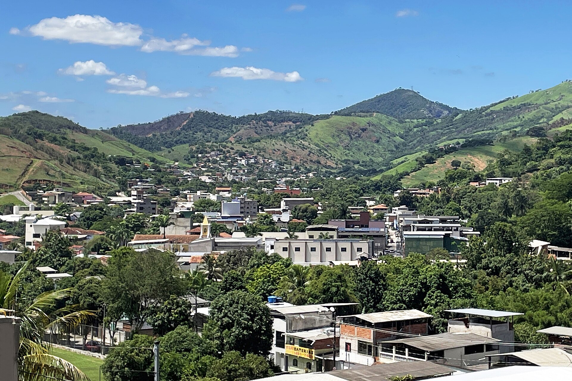 Imagem de referência de Santana do Paraíso, descrito nos dados abertos como município brasileiro no estado de Minas Gerais