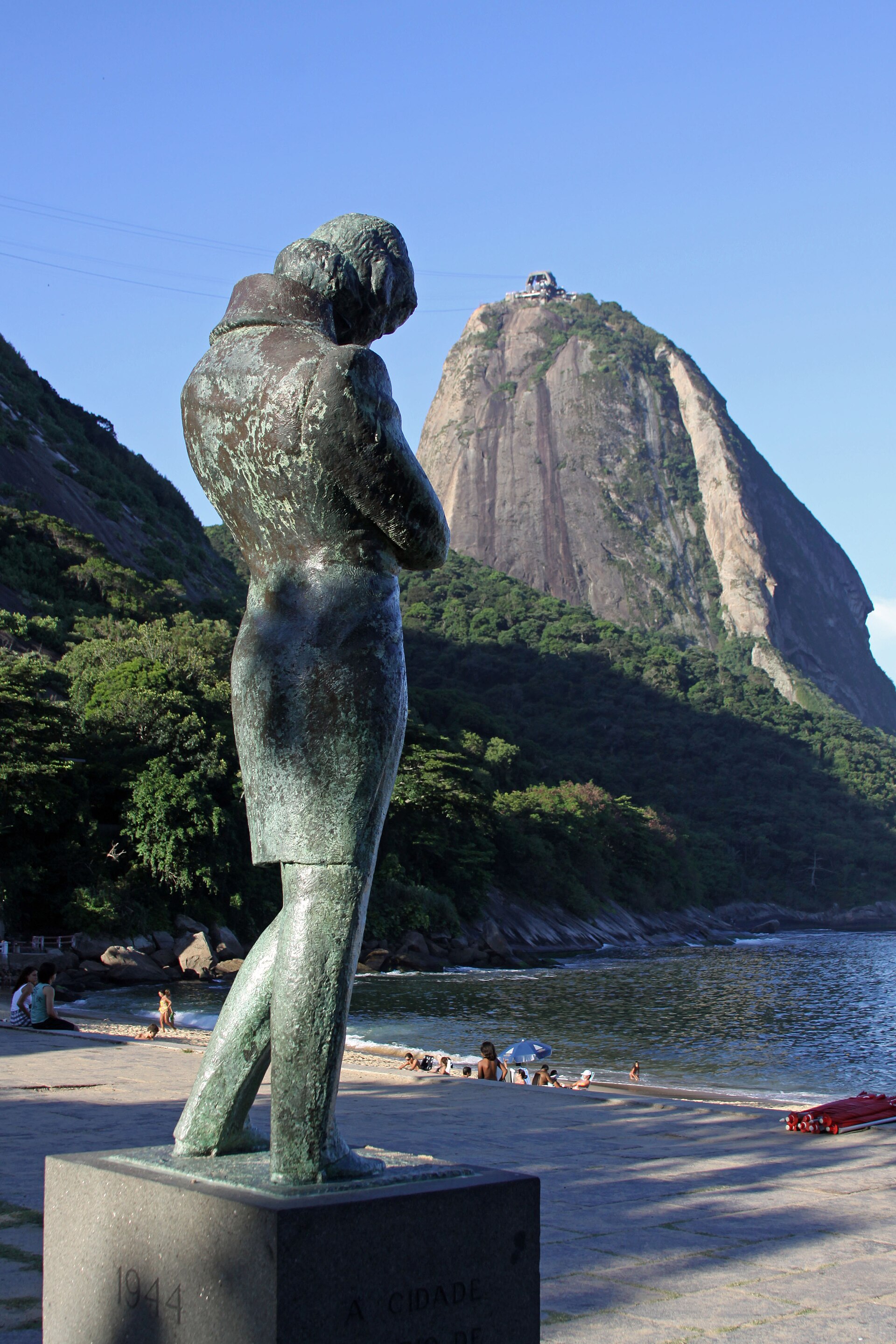 Imagem de referência de Monumento a Chopin na Praia Vermelha, descrito nos dados abertos como monumento no Rio de Janeiro