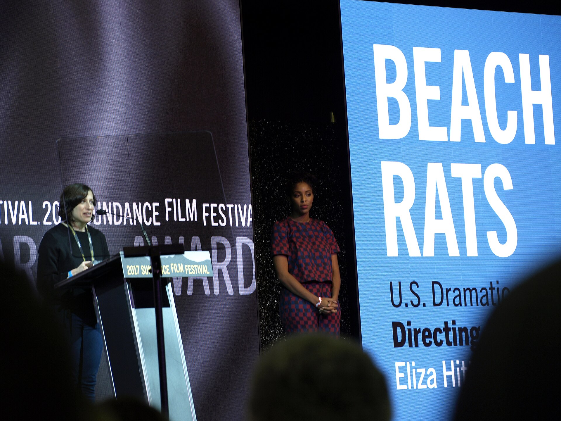 Imagem de referência de Beach Rats, descrito nos dados abertos como filme norte-americano de 2017
