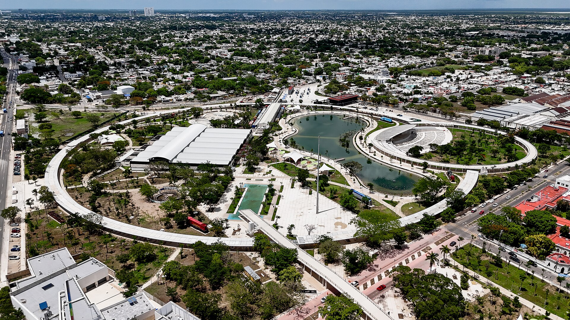 Imagem de referência de Parque La Plancha, descrito nos dados abertos como parque público de Mérida, México