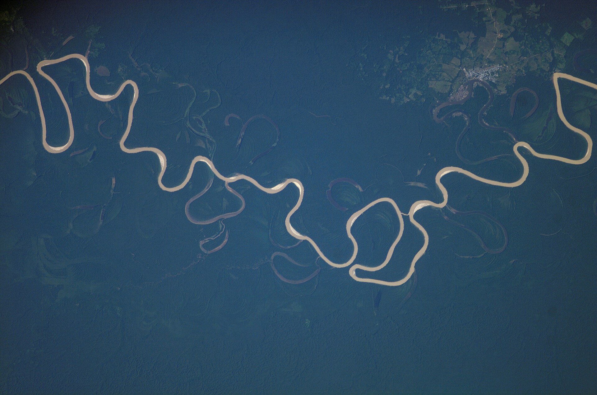 Imagem de referência relacionada a Rio Juruá, item descrito como rio na América do Sul, irmão do rio Amazonas