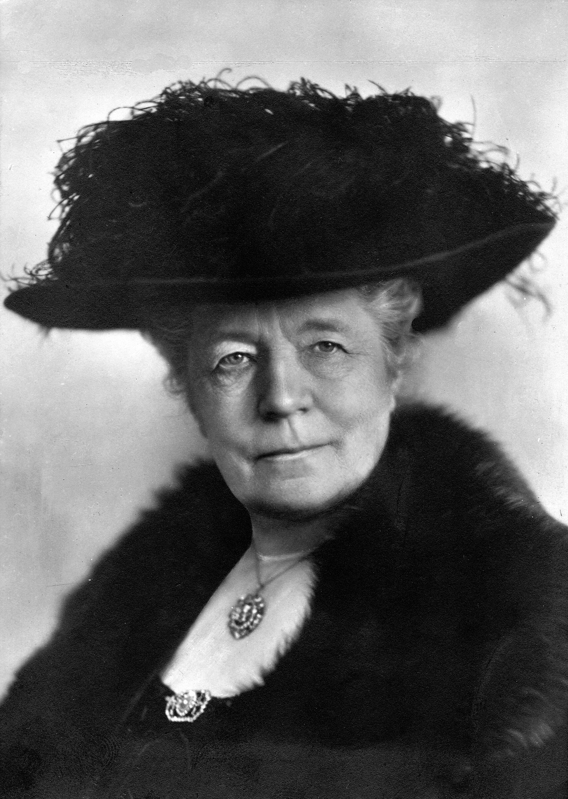 Imagem de referência relacionada a Selma Lagerlöf, item descrito como escritora sueca