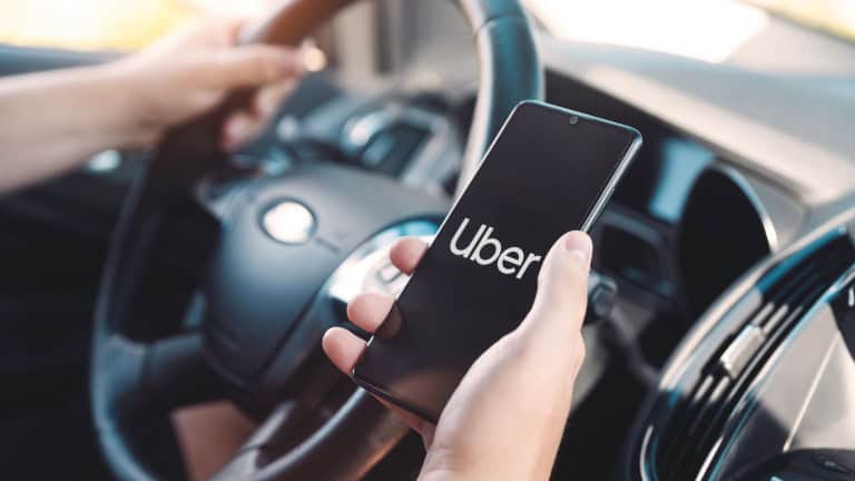 Uber lança função para pedir viagens para a serra e praia no RJ