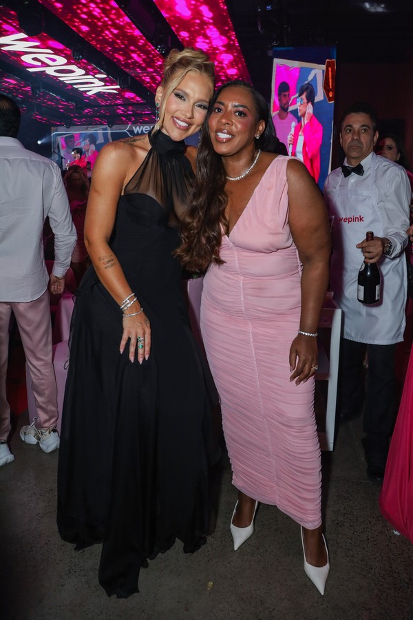 Festa da Virginia Fonseca tem elevador travado, reclamação sobre dress code e discussão entre convidados