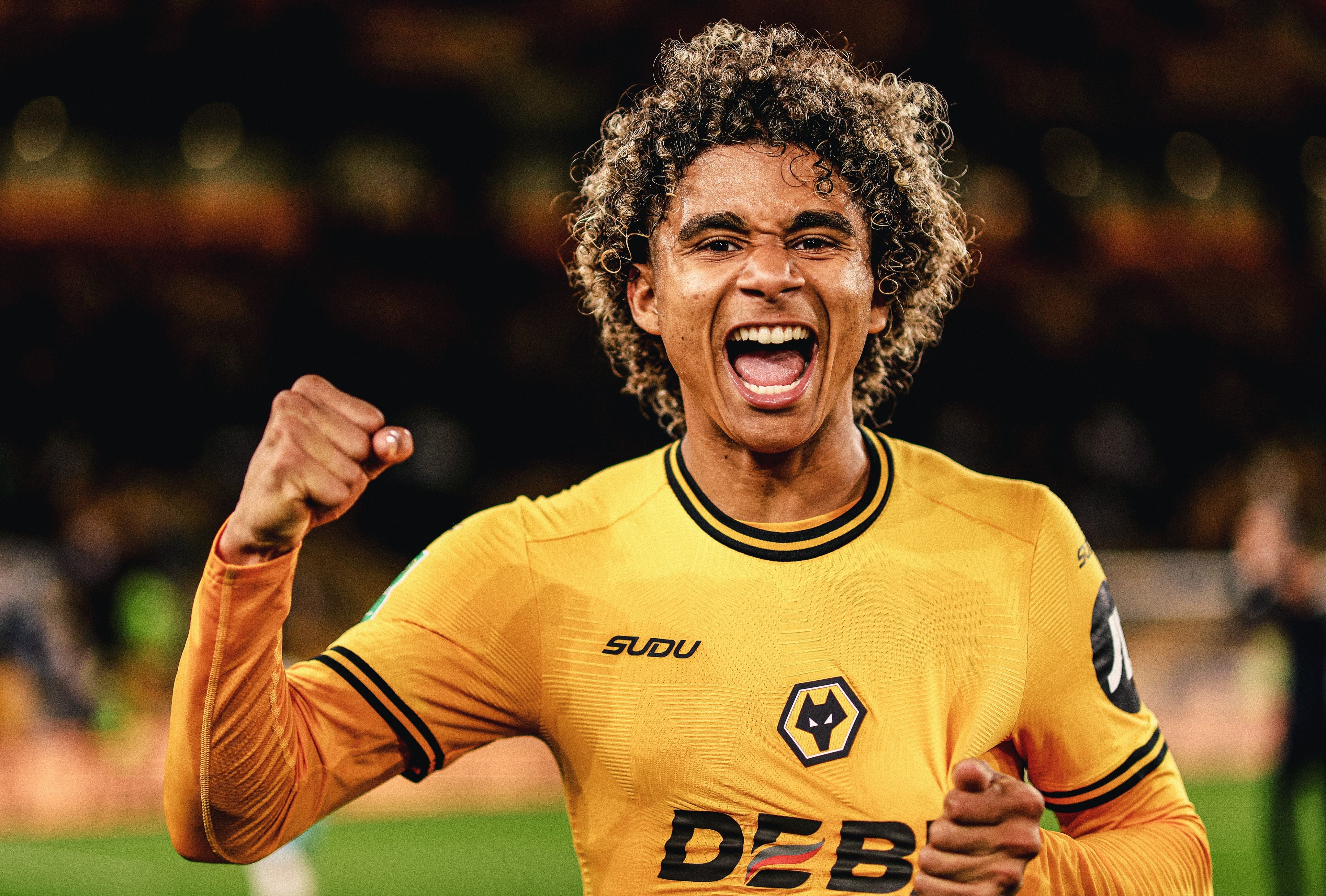 São Paulo contrata o lateral-direito Pedro Lima, do Wolverhampton