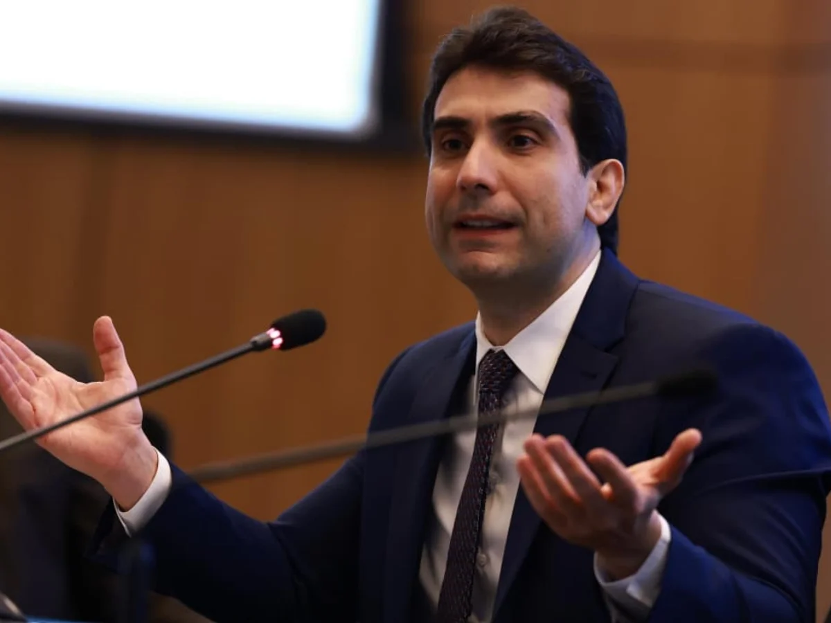 Galípolo volta a defender medidas contra endividamento e crédito predatório