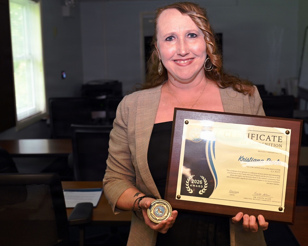Imagem relacionada à notícia: Departamento de Guerra reconhece o Protetor de Vítimas do NSASP
