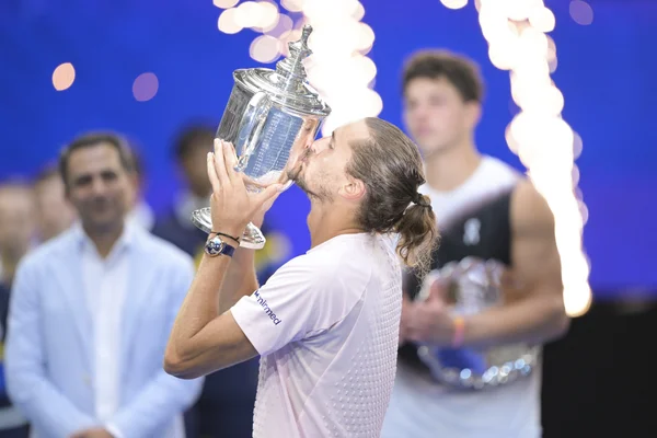“Esqueci o placar”, diz Zverev após não perceber conquista no US Open - destaque galeria