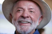 Imagem da matéria: Esquerda fala em manter mobilização nas ruas mesmo com vitória de Lula