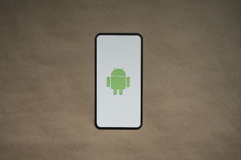 Google anuncia 4 novas ferramentas de proteções contra golpes no Android; veja quais são — Foto: Divulgação/Unsplash (Kelly Sikkema)