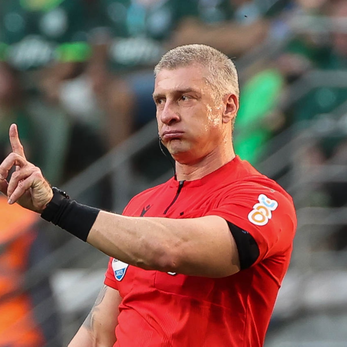 Palmeiras rebate Flamengo após protesto contra arbitragem e critica Bap: ‘Estratégias antiquadas’
