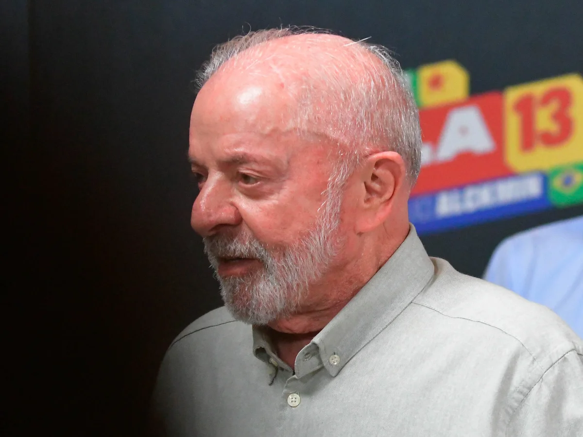 Governo Lula minimiza apoio do Centrão a Flávio Bolsonaro