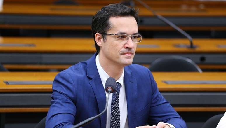 Defesa de Deltan vai tentar reverter decisão do TSE que indeferiu sua candidatura