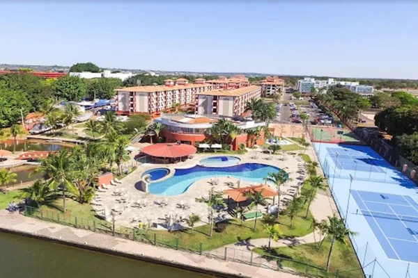 Mãe é presa após deixar bebê sozinho em apartamento de condomínio de luxo