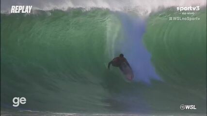 Gabriel Medina responde com grande tubo, tira 7.67 e encosta na final em Peniche