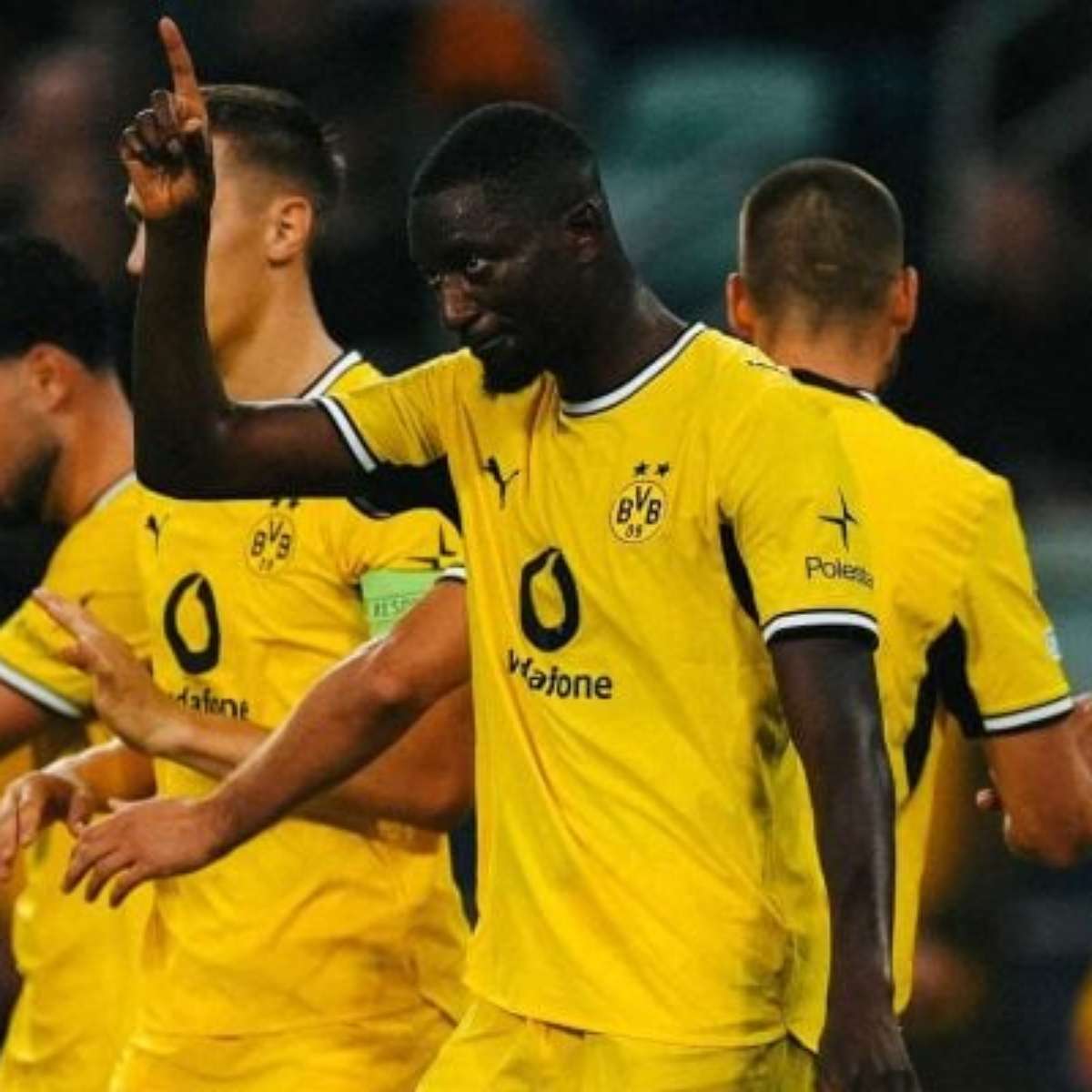 Guirassy marca duas vezes, e Dortmund vence Sabah na Champions
