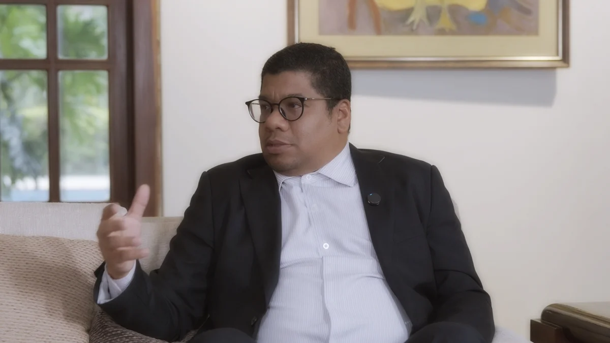Embaixador diz que Cuba se prepara contra ameaças militares de Trump