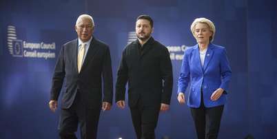 Zelensky entre os l&iacute;deres europeus Ant&oacute;nio Costa e Ursula von der Leyen Foto: ANSA / Ansa - Brasil