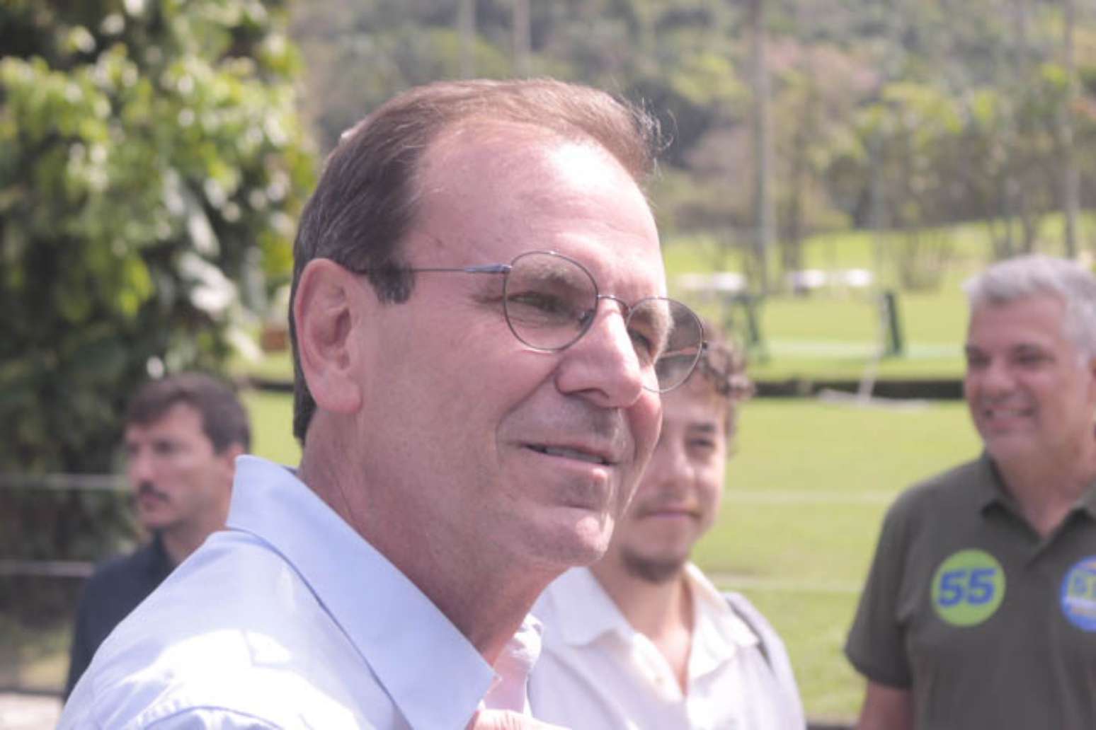 Eduardo Paes tenta impedir saída de Anthony Garotinho da disputa para governador do Rio