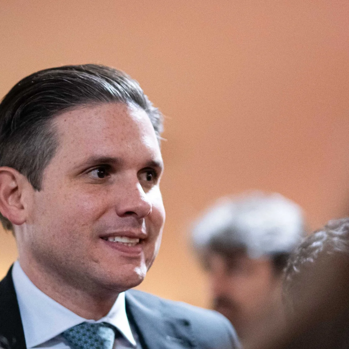 Sem apoio no PL, Motta faz ofensiva sobre Centrão para garantir reeleição
