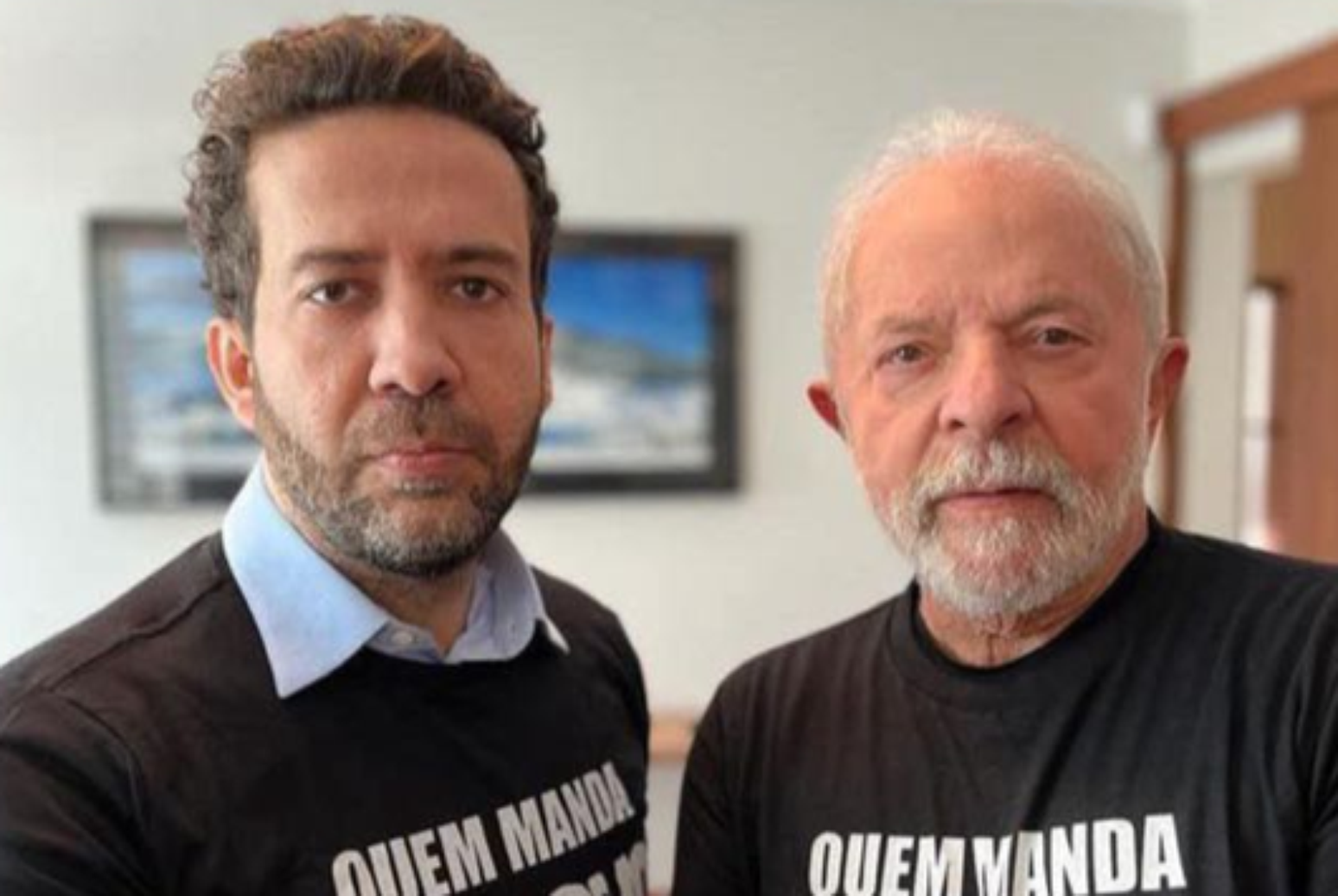 Canal foi criado por Andr&eacute; Janones (PT) e tem como foto de perfil uma imagem do deputado ao lado de Lula