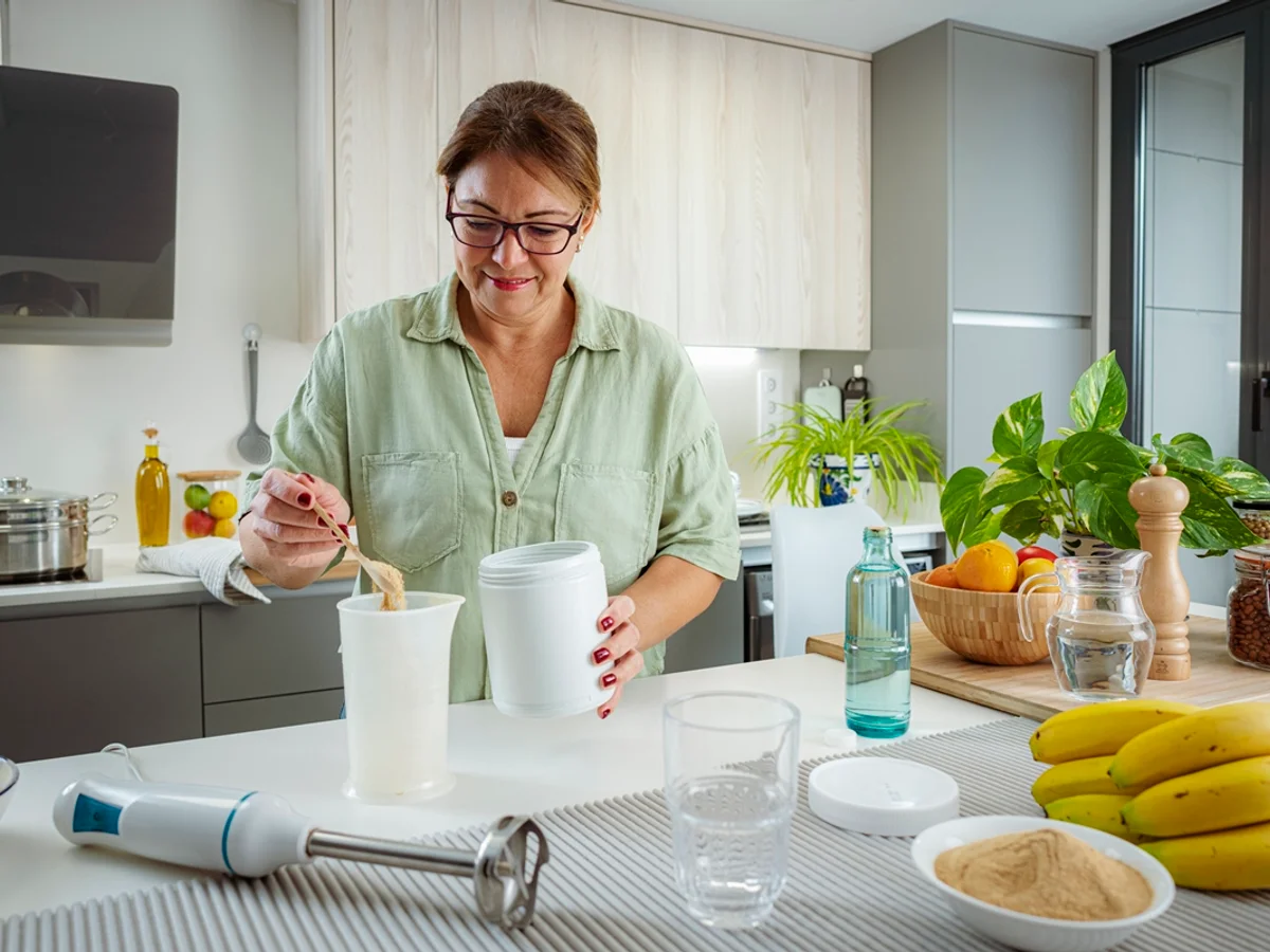 Whey e creatina "acabam" com os rins? Ciência responde a esse medo comum