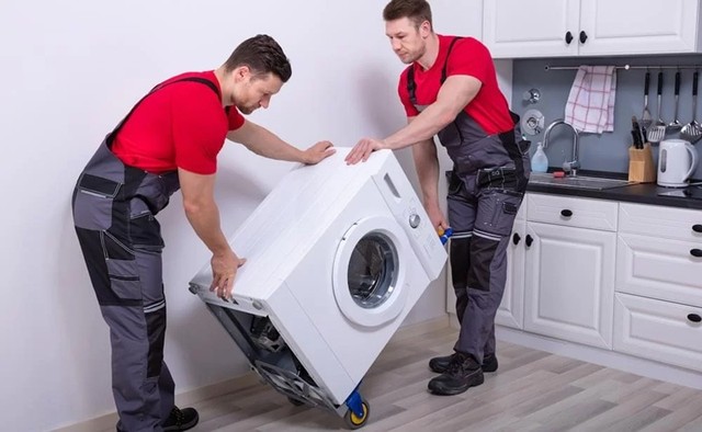 Máquina de lavar fazendo barulho na hora de centrifugar? Veja 6 motivos