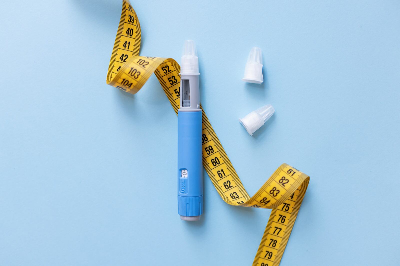 A perda rápida de peso pode levar à redução da massa muscular, tornando necessário olhar além da balança e priorizar a composição corporal Imagem: Alones | Shutterstock
