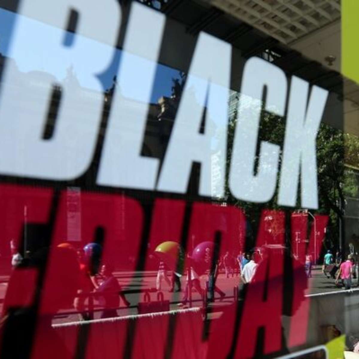 Black Friday: 45% dos produtos não oferecem desconto real, aponta pesquisa; veja dicas para não cair em golpe