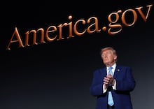 Trump diz que rejeitou plano de cessar-fogo do Irã e que pode intensificar bombardeios