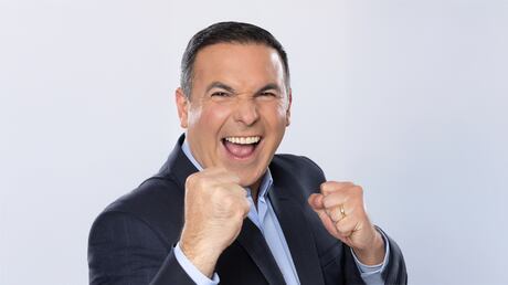 Reinaldo Gottino relembra encontro com ícones do rádio no Brasil: ‘Três feras na foto!’