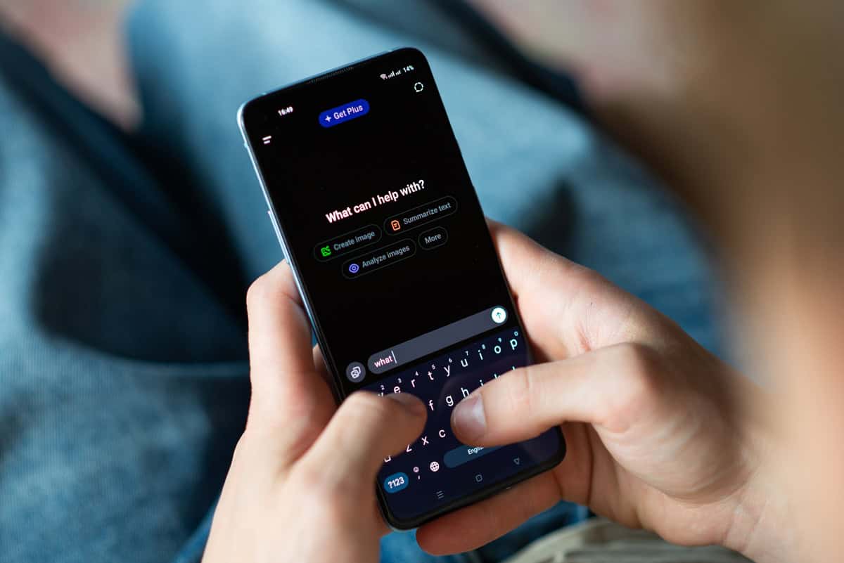 ChatGPT permite esconder conversas sensíveis com PIN ou biometria