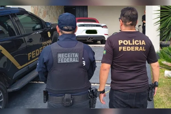 PF acha pilhas de dinheiro em ação contra venda de canetas emagrecedoras