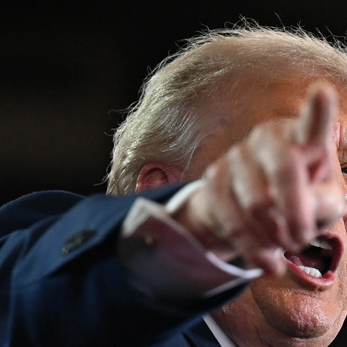 Trump descarta ataques ao Irã até as eleições de meio de mandato nos EUA