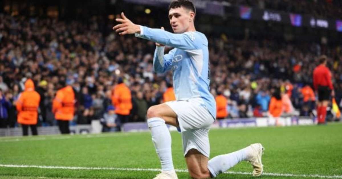 Foden brilha, e Manchester City goleia o AEK pela Champions