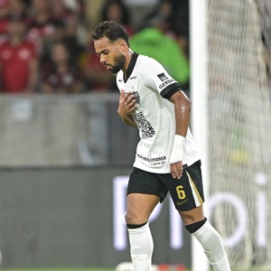 Lodi assume pênalti no fim contra o Flamengo: 'Acabei chutando o pé dele'