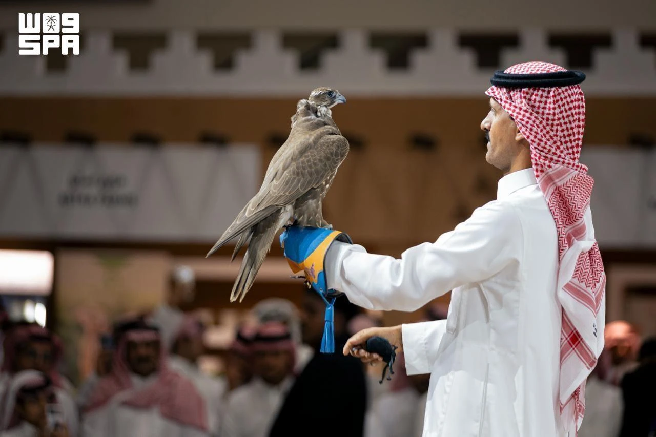O treinador do Catar, Lopetegui, elogia os torcedores sauditas 'muito fortes' após a emocionante decisão por pênaltis